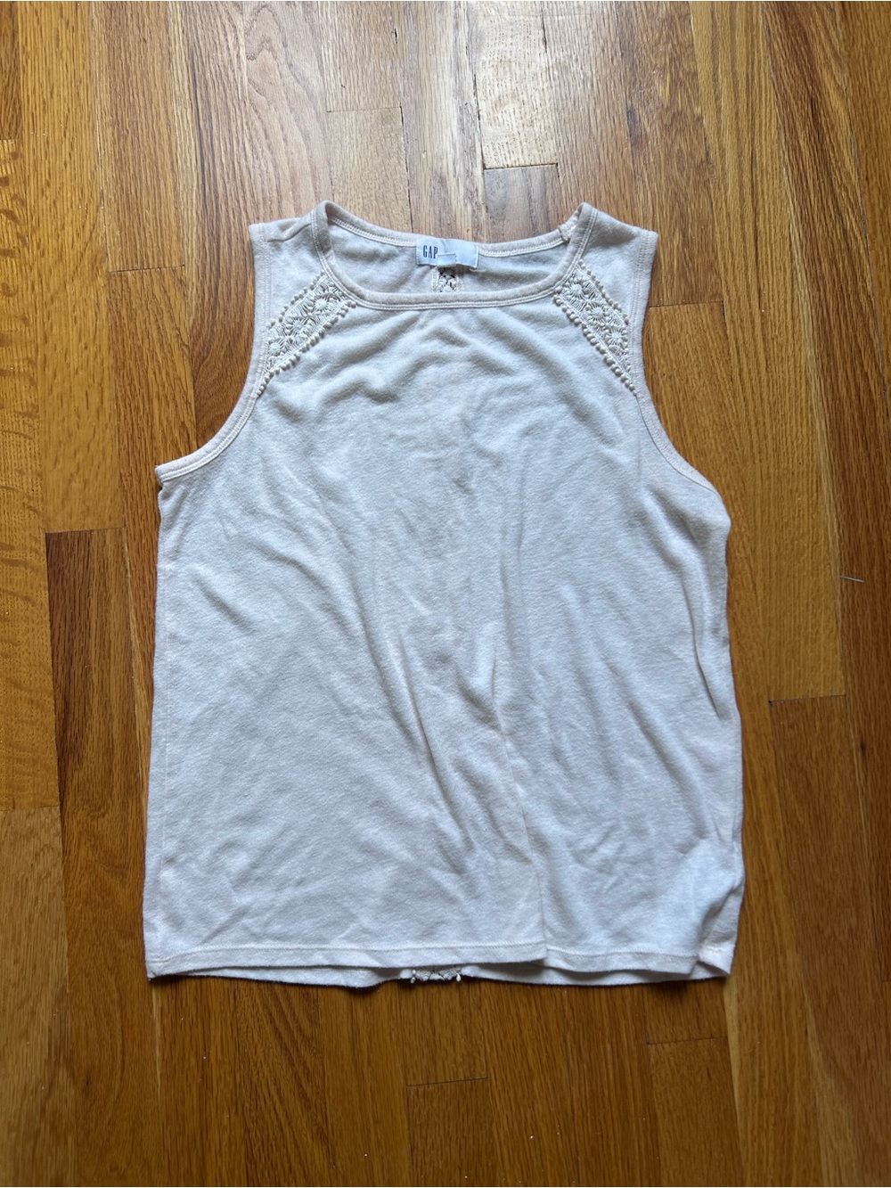 GAP Women's Cream Sleeveless Crochet Accent Tank